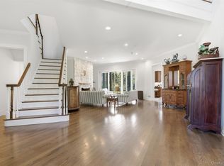 9 Locust Woods Drive, Shelter Island, NY 11964