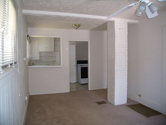 4th image of 2361 S Williams St