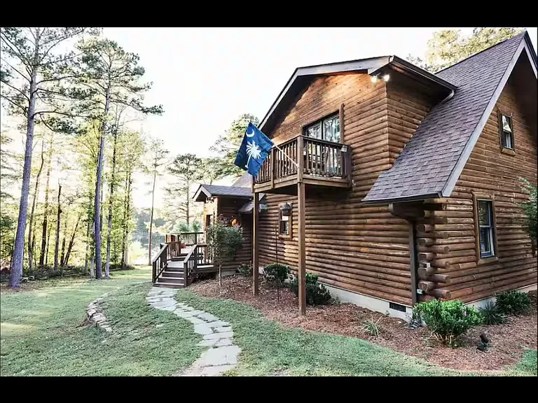 108 Lakeview Rd — Photo 3