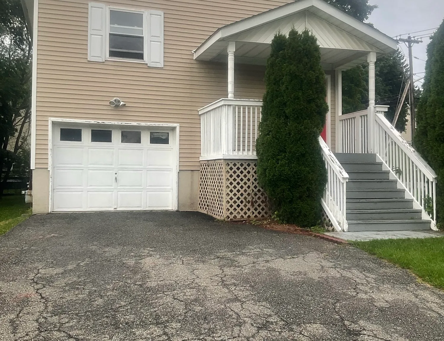 4 bed, 1536 sqft, $3,200 — Photo 2