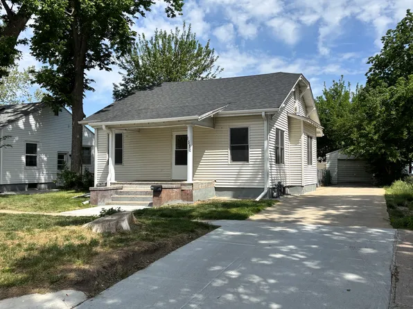 1514 W 4th St, Hastings, NE 68901