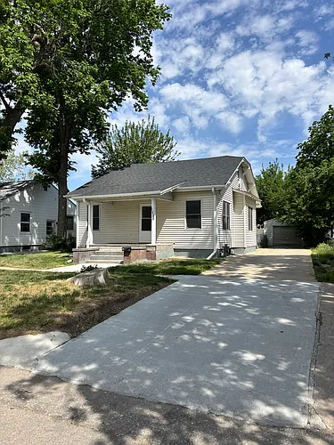 1514 W 4th St Photo 1