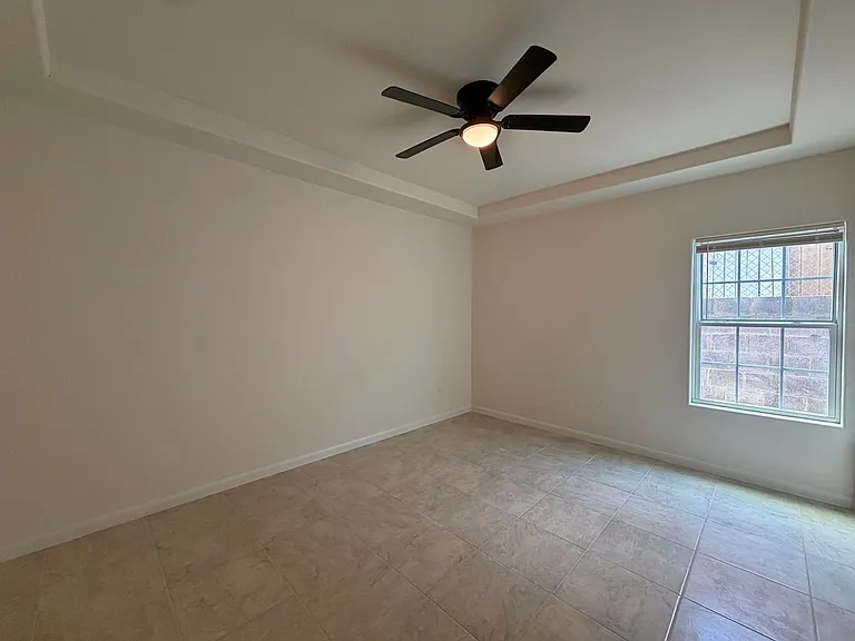 2909 San Luis St — Photo 11