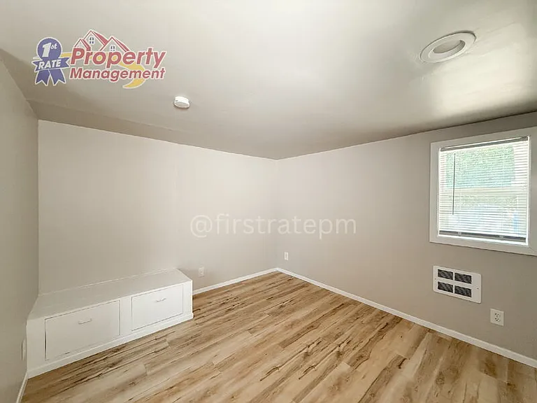 7145 W Petrie St — Photo 20