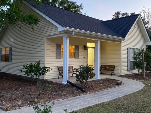 7018 Chinquapin Ct, Picayune, MS 39466