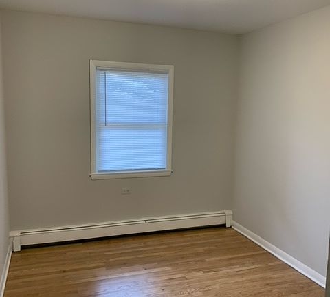 4th image of 4014 W 103rd St #1