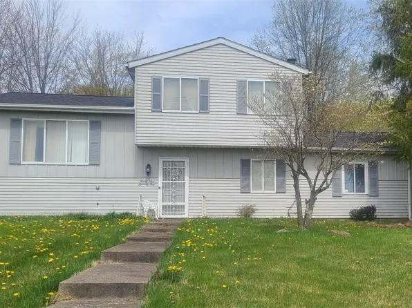 9971 Bright Dr, Windham, OH 44288