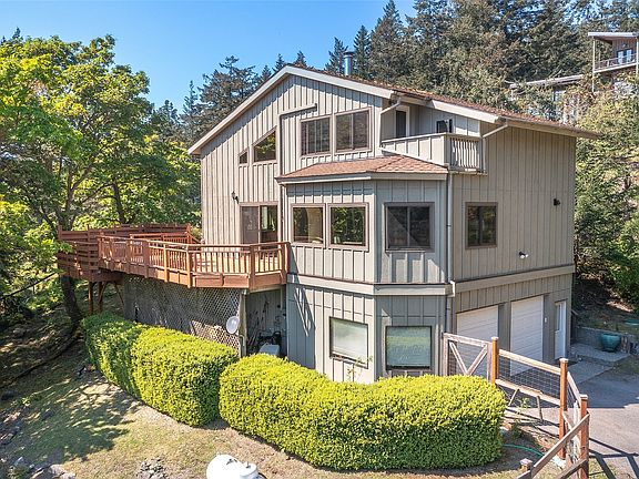 2nd image of 263 Cascade Way