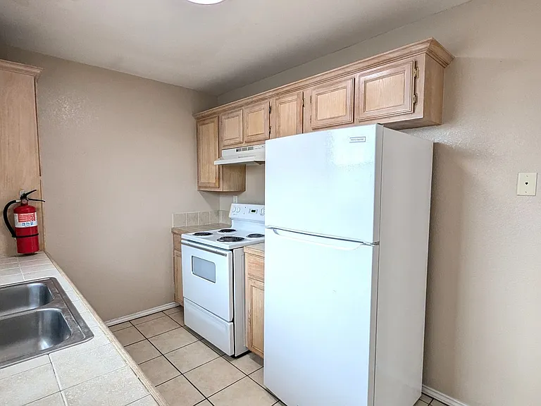 20551 Alta Vista Ct — Photo 6