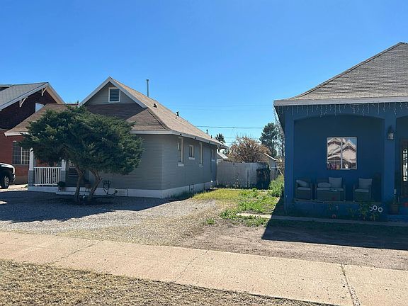 2nd image of 1031 E 13th St