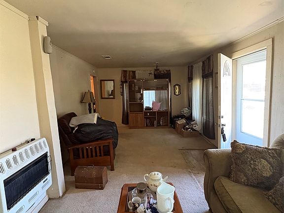 2nd image of 2564 Highcrest Ave