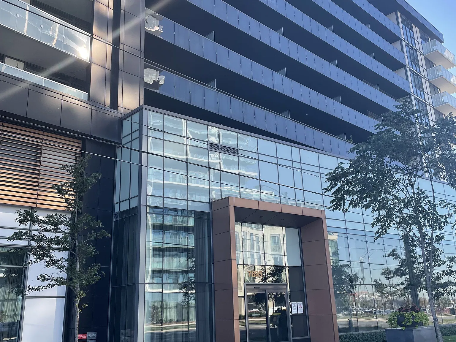 1 bed, $2,300 — Photo 2