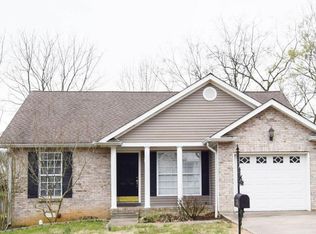1371 Harrington Dr, Gallatin, TN 37066