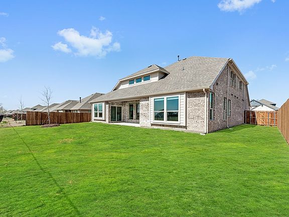 4th image of 2818 Lampasas Dr