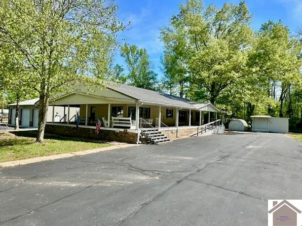 842 Treasure Island Rd, Hardin, KY 42048