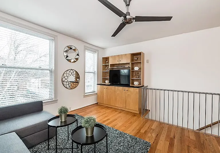 28 N Boyle Ave — Photo 1