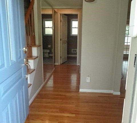 2nd image of 10568 Kenridge Dr