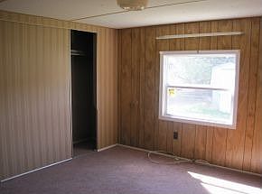 5th image of 28476 W Springside Dr