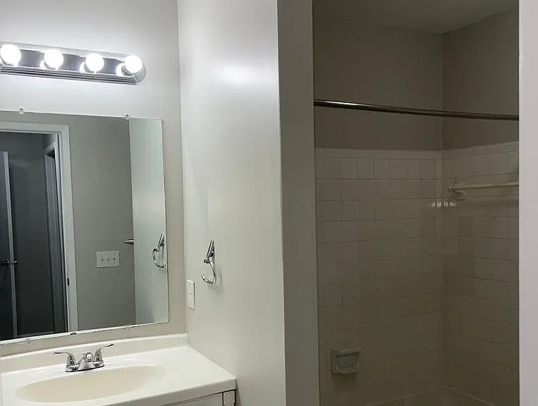 Second Bathtub