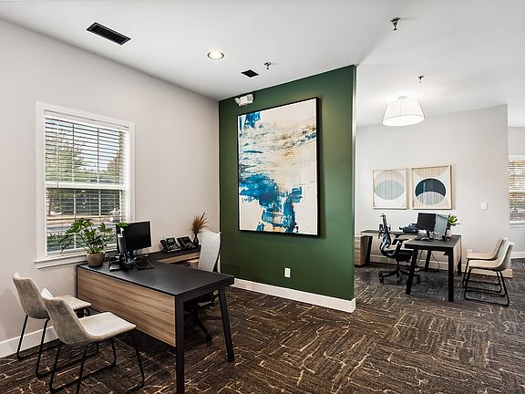 4th image of 2100 Sentry Ct #15852060