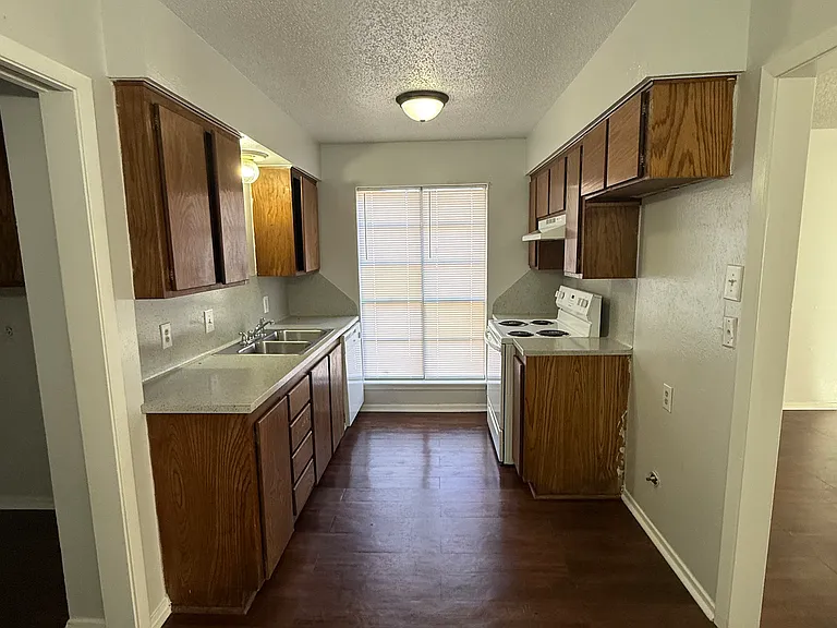 311 Blake Dr #B — Photo 5