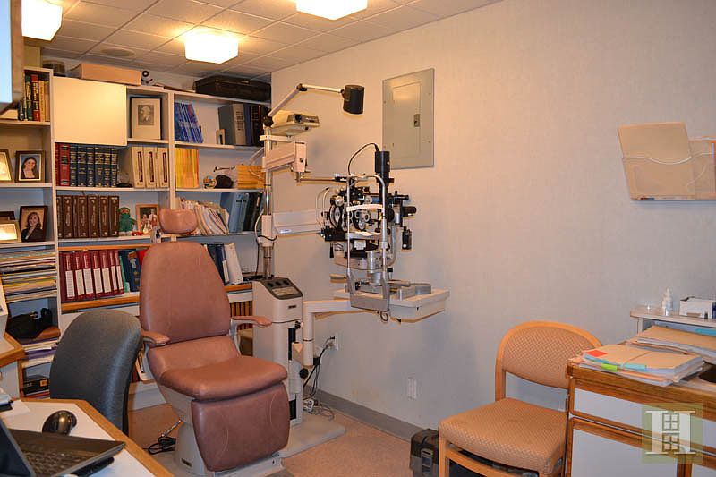 2nd image of 799 Park Ave APT 1