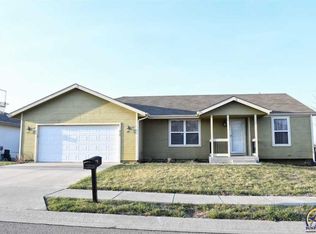 428 SE 44th St, Topeka, KS 66609