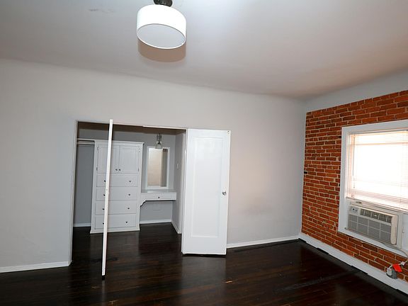 5th image of 735 S St Andrews Pl APT 403