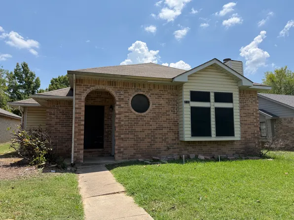 4122 Cochise Dr, Balch Springs, TX 75180