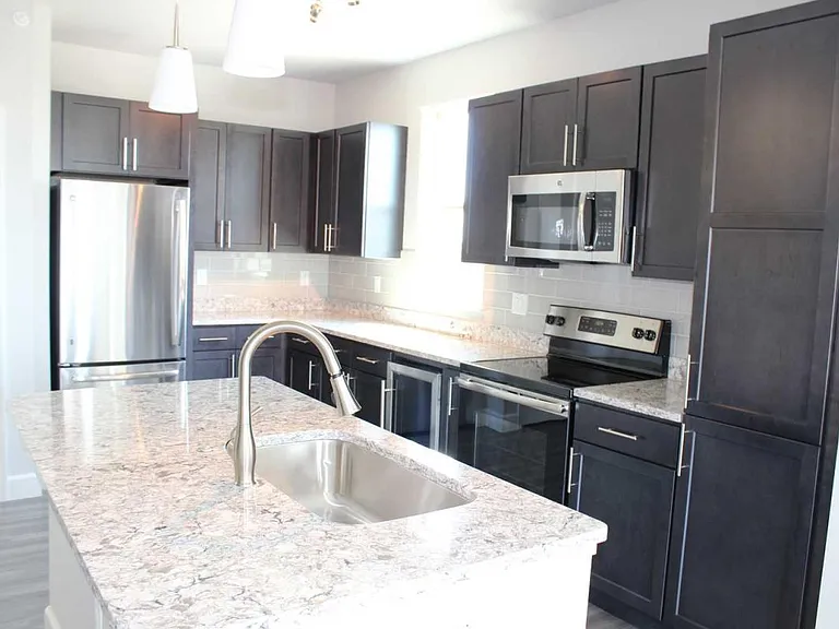 The Vue at Creve Coeur Apartments — Photo 145
