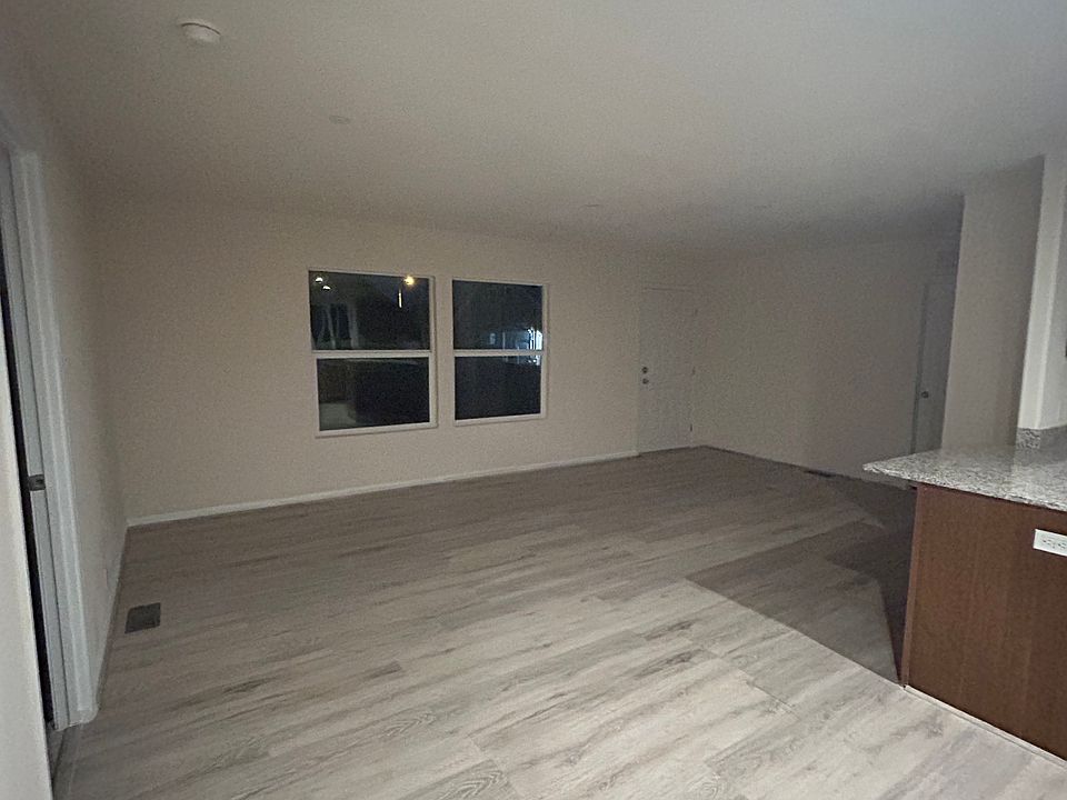 1st image of 327 N Atlantic Blvd #3