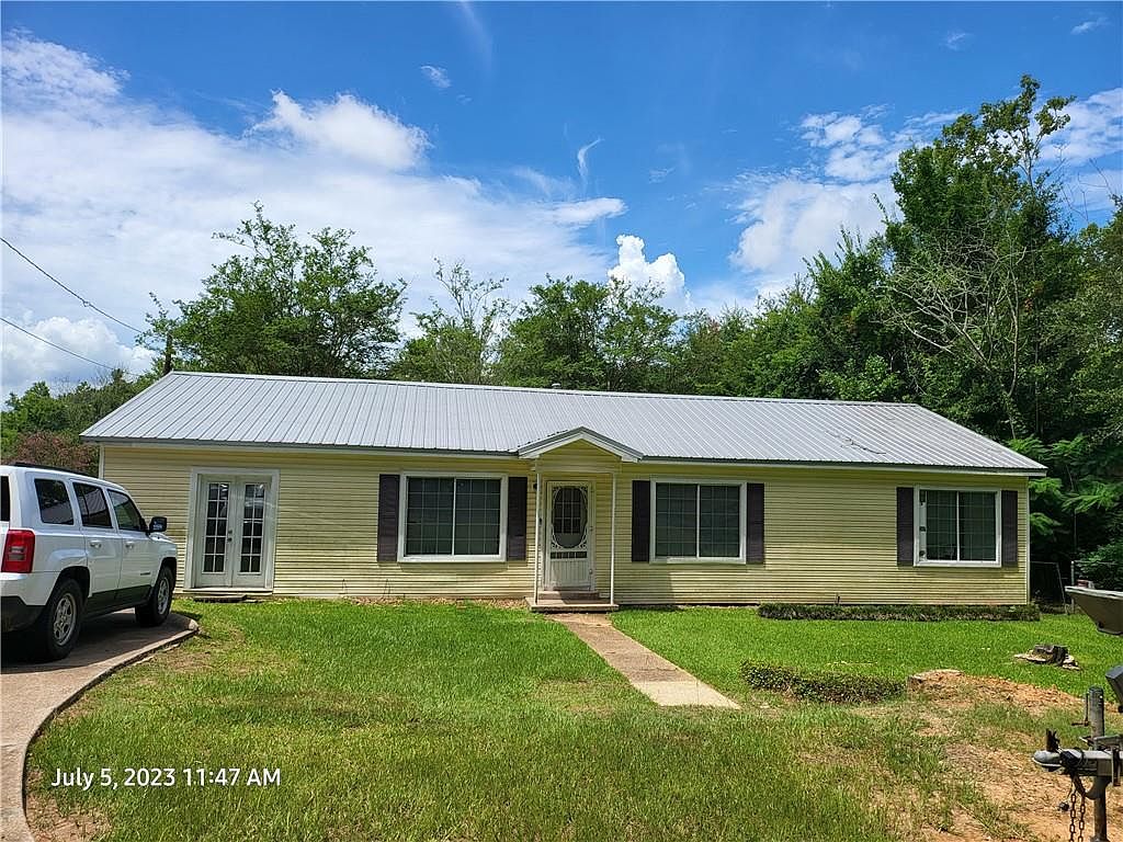 205 Prairie St, Pineville, LA 71360 MLS 2403022 Zillow