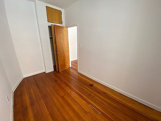 3rd image of 360 W 15th St #402