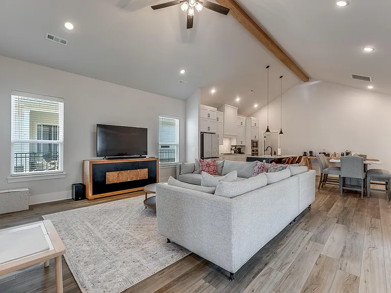 6807 Autumn Ave — Photo 5