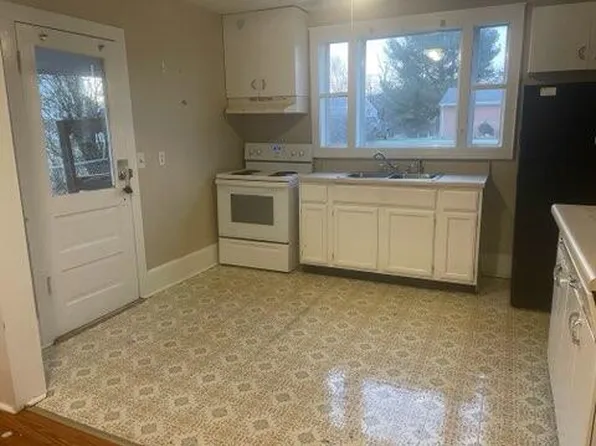 2138 Bailey Ave, Salem, VA 24153