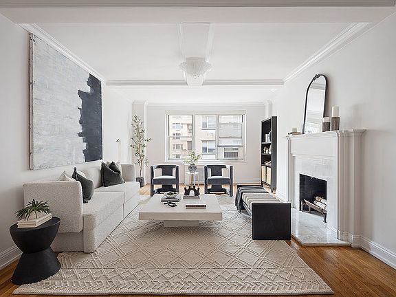 3rd image of 414 E 52nd St APT 9C