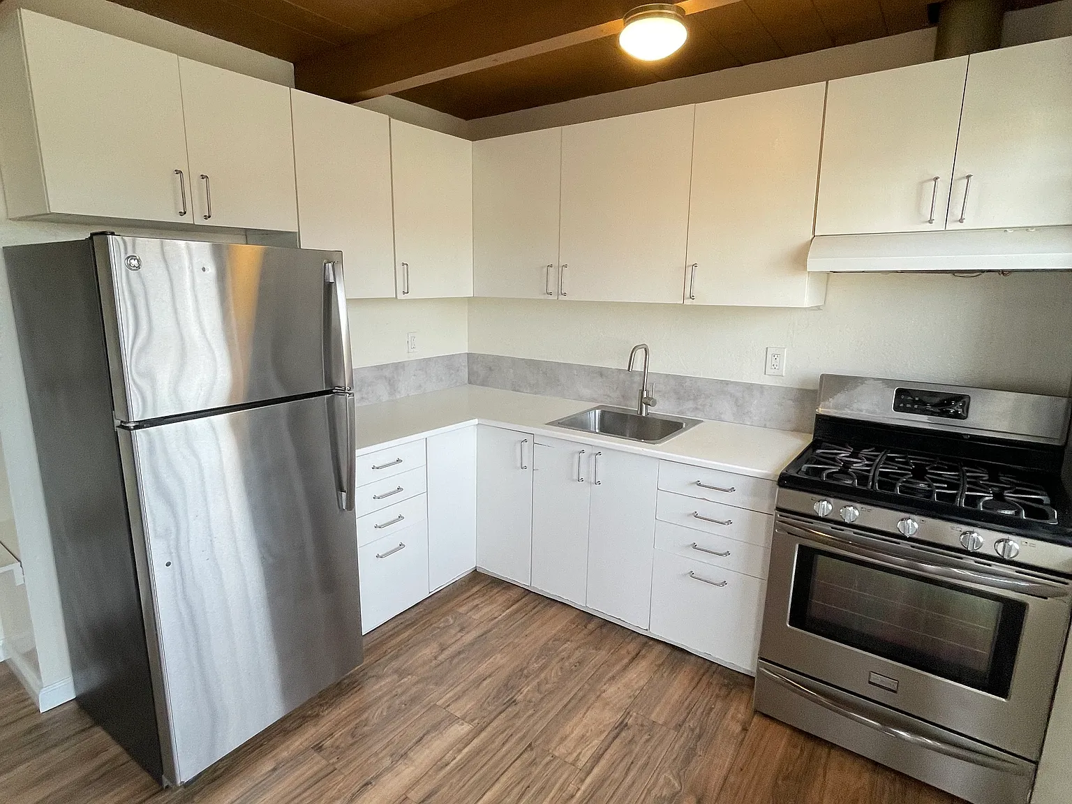 2 bed, 780 sqft, $1,875 — Photo 1