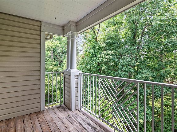 3rd image of 2452 Apple Blossom Ln APT 303