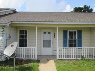 739 Pinewood Dr, Jacksonville, NC 28546