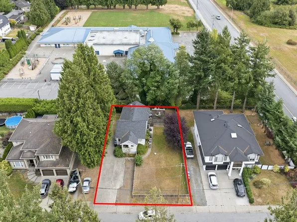 1624 Jackson St, Abbotsford, BC V2S 8B4