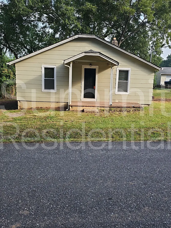 2 bed, 1.0 bath, 780 sqft, $1,145 — Photo 3