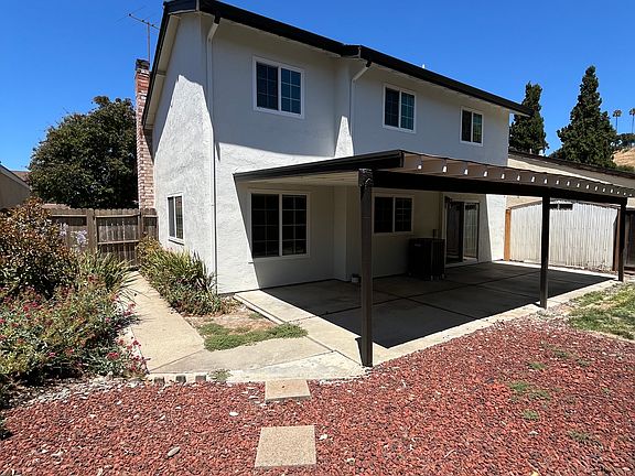 2nd image of 44518 Japala Pl