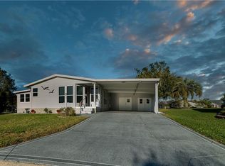 1201 Maria Ct, Lady Lake, FL 32159