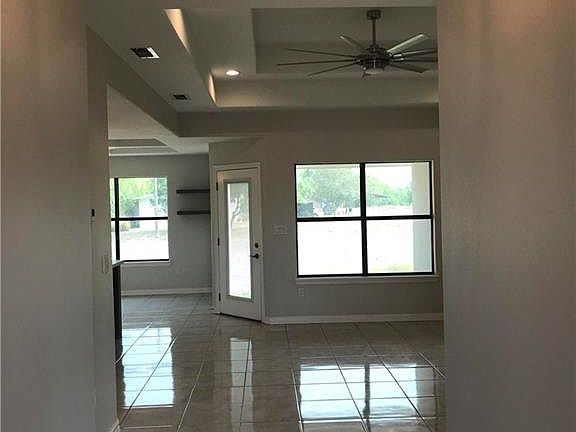 2nd image of 3818 Jade Dr