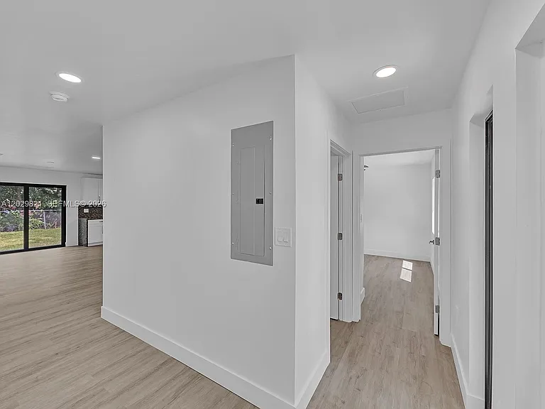 1804 SW 99th Ter #A — Photo 6