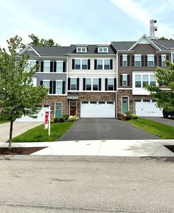 183 Moyer Hill Dr, Cranberry Township, PA, 16066