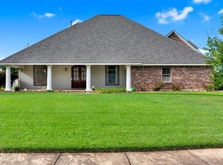 217 Radbrook Dr, Bossier City, LA 71112