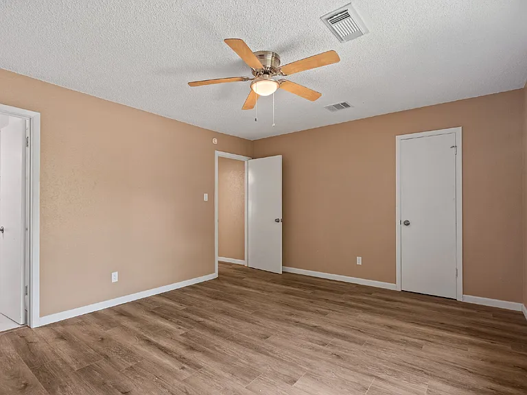 6713 Biggs Ct — Photo 20