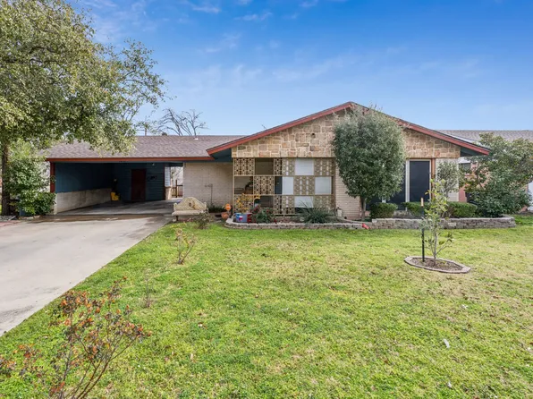 3455 Cimmaron Trl, Fort Worth, TX 76116