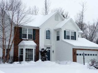 1300 Surrey Garden Way, Webster, NY 14580